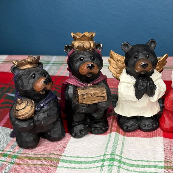 Woodland Black Bear Nativity Christmas Scene 5.5" By Slifka 5-Piece - Picture 2 of 4